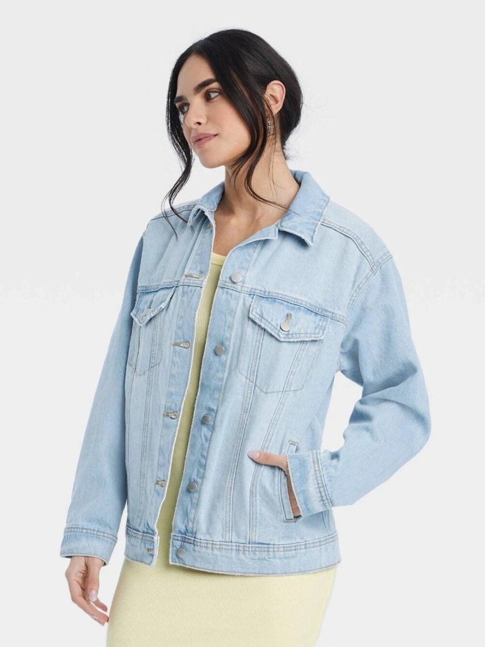 NWT Women's Universal Thread Size XS Oversized 90s Baggy Trucker Denim Jacket